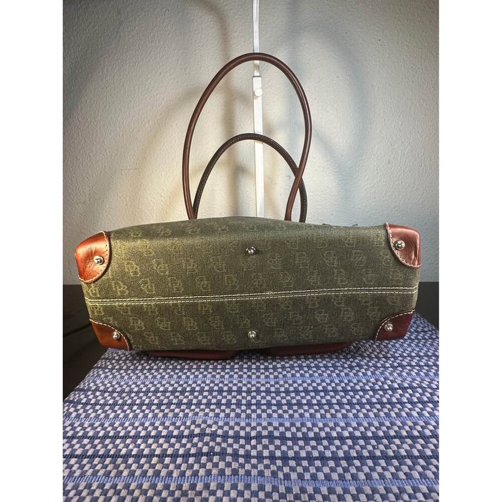 Dooney & Bourke Double Pocket Signature Anniversary Satchel in hunter green - Picture 7 of 9